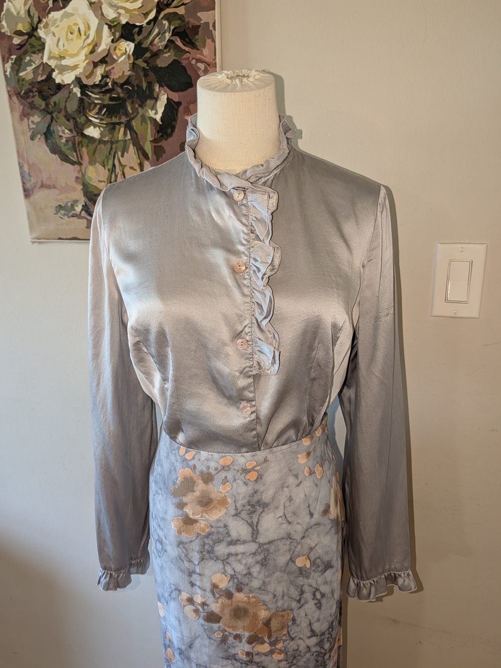 Y2K Grey  100% Silk  Ruffle-Trim Blouse